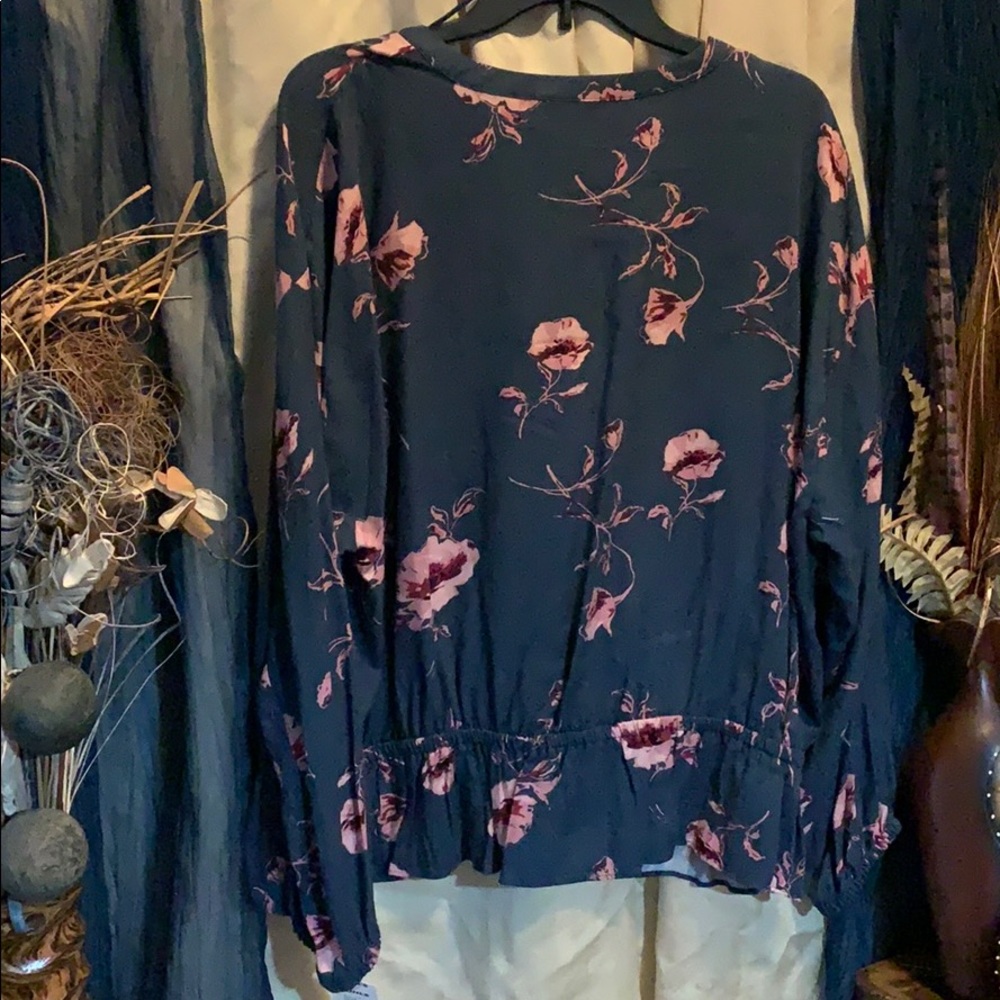 Jennifer Lopez ladies green long sleeve blouse - Picture 5 of 8
